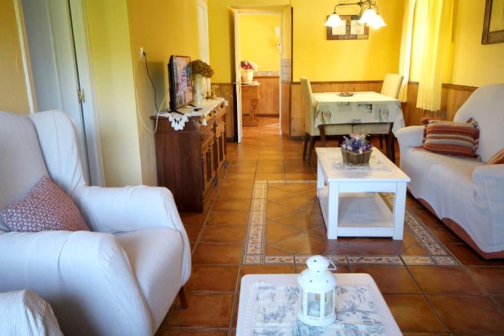 הוילה Casa Rural San Juan, Ribadesella. A 5 Minutos Del Mar מראה חיצוני תמונה